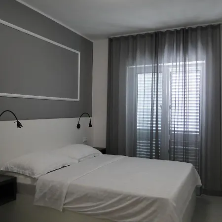 Tepli Bok Bed and breakfast Primošten