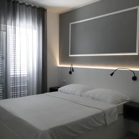 Tepli Bok Primošten