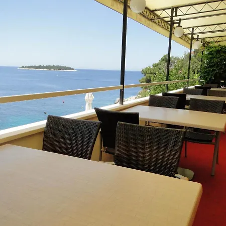 Tepli Bok Bed & Breakfast 3*